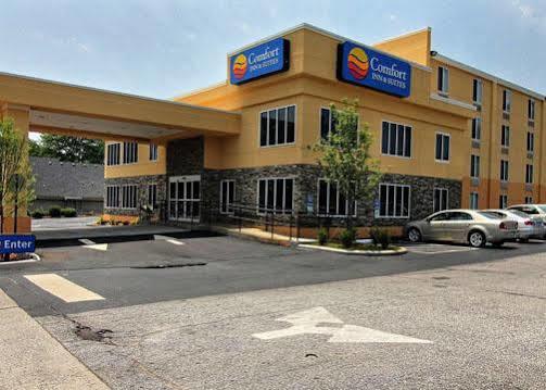 Quality Inn & Suites Greenville Near Downtown Exterior photo